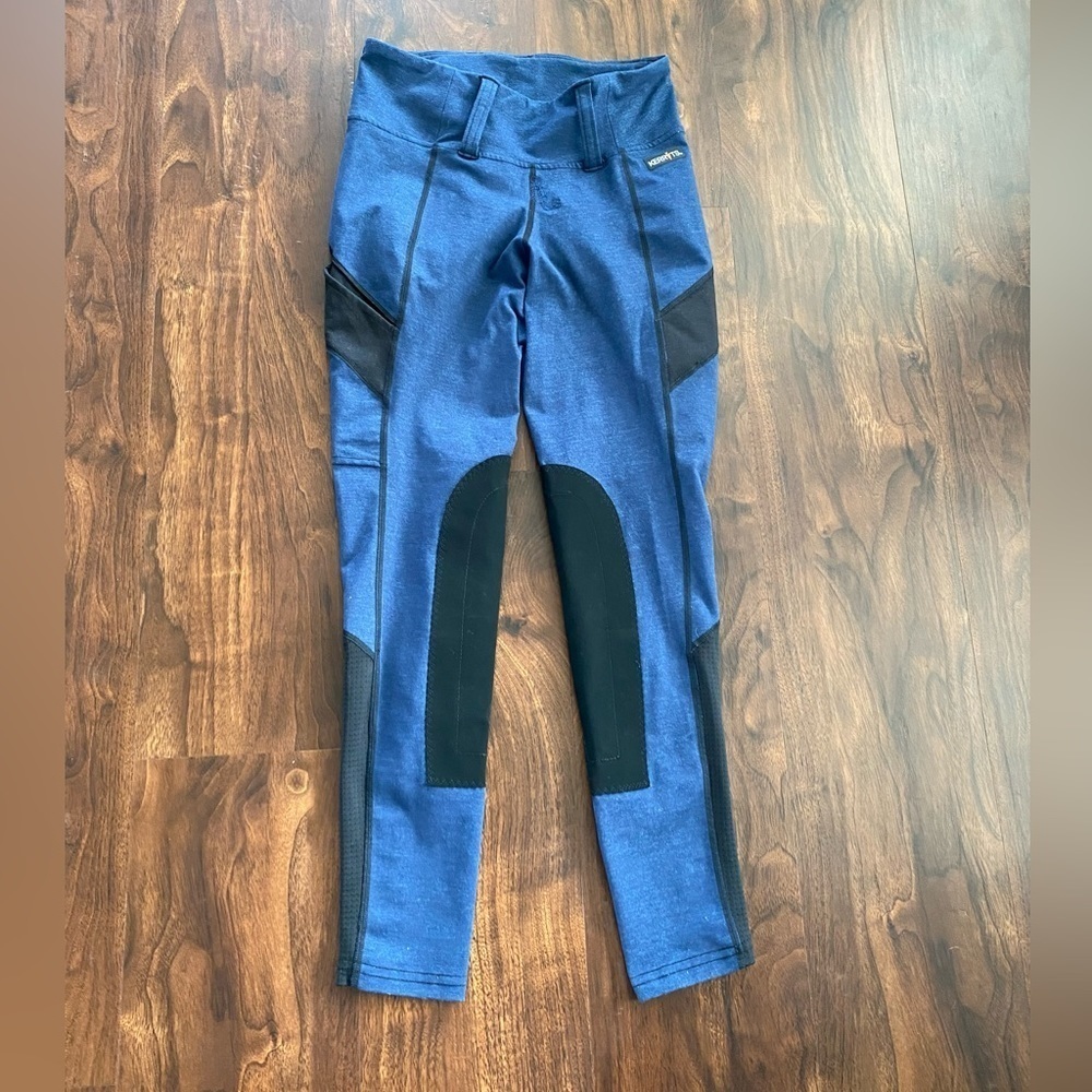 Kerrits Knee Patch Pocket Pull On Riding Tights Breeches
Size XS
Blue